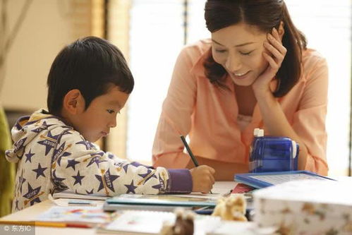 我亲自撮合母亲和堂叔在一起：一段难以启齿的亲情抉择