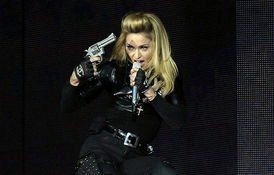 麦当娜炮轰特朗普：一场音乐与政治的碰撞