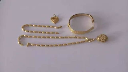 男子偷女牌友黄金首饰藏坟头仍被抓：一场荒诞的盗窃终局