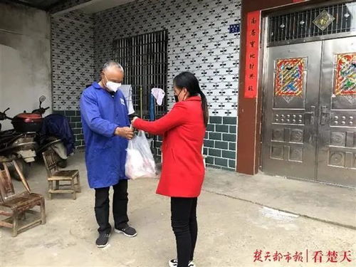 进村送货收费风波：村民自筹资金修路的无奈与现实