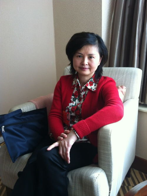 高校副院长出轨女博士被免职：一场学术与道德的双重危机