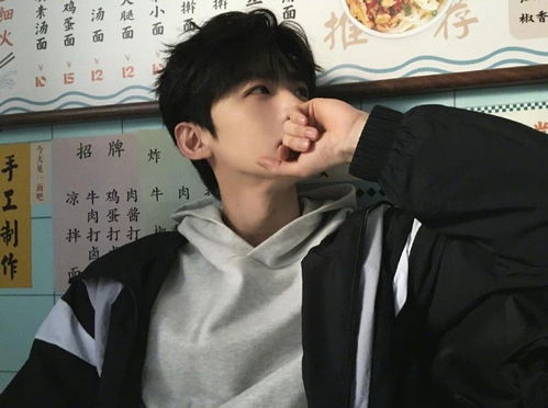 白敬亭章若楠合照曝光，网友直呼：这是什么神仙组合！