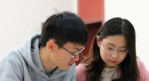 学霸情侣报考同一所985院校双双过线，他们的故事太甜了！