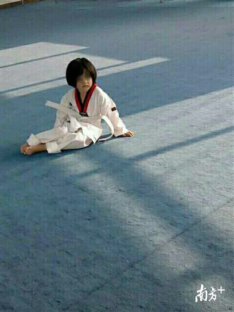 单亲妈妈的坚韧：为7月龄患罕见病宝宝奔波求医之路