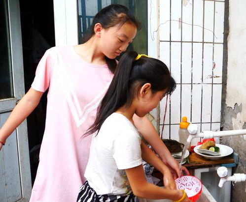 夫妻收养弃婴三年，为何领养证迟迟办不下来？