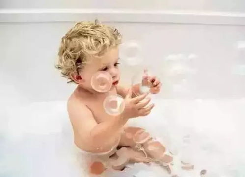 冷天洗澡有讲究，频繁清洗或让身体“吃不消”！