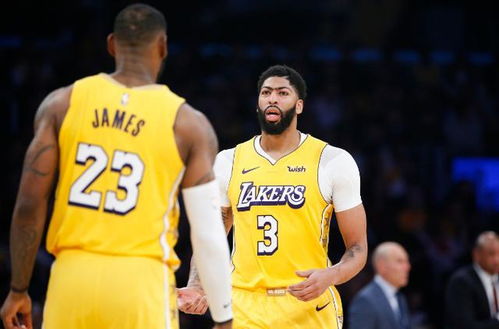 湖人球迷高呼感谢独行侠总经理：东契奇与浓眉互换的地震级交易背后