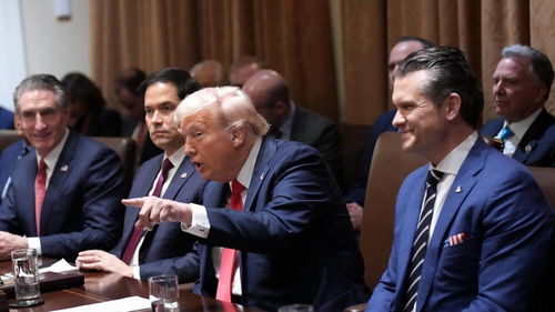 特朗普关税政策下，欧盟与美国的贸易摩擦升温