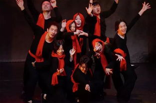 江湖戏班：一个年轻人的追梦之旅