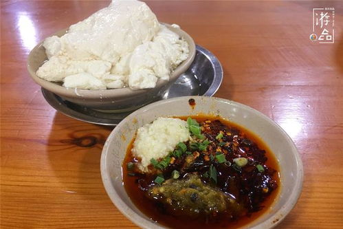 女生在重庆吃甜豆腐脑被大爷加辣椒：一场关于口味的‘文化碰撞’