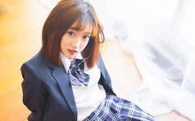 孟佳经纪人：美貌与智慧并存的行业传奇