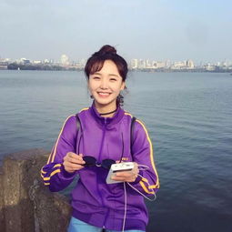 吕小雨经纪人视角：清新与灵动的完美融合