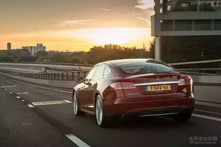 职场风云与科技浪潮：小李的观察日记