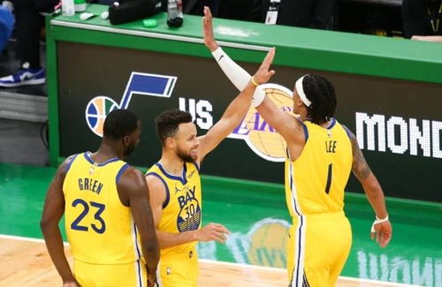 库里狂砍56分！见证奇迹的夜晚，我亲历了勇士逆转魔术