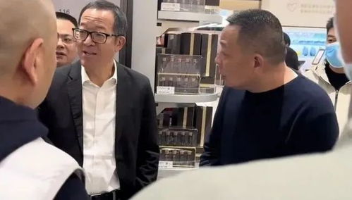 追随俞敏洪的脚步：一个普通人的视角看新东方与胖东来的交汇