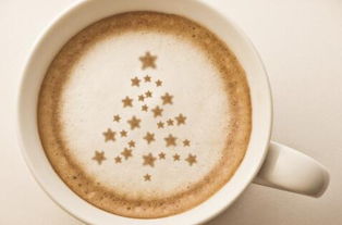 三杯咖啡下肚，他的灵感如泉涌：一个创作者的深夜故事