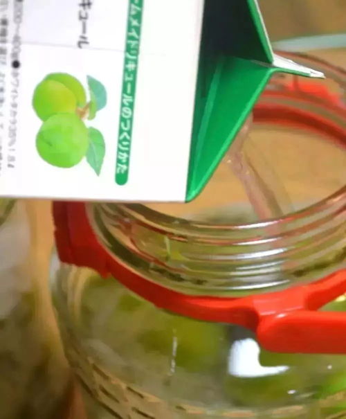 泡青梅选择多少度白酒最合适？让你轻松做出美味果酒