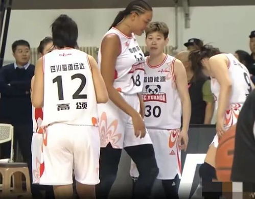 WCBA季后赛：李梦13分助队首胜，坎贝奇强势输出19+13，三分王闪耀全场