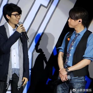 毛不易演唱会上的深情缅怀：与方大同的音乐情缘