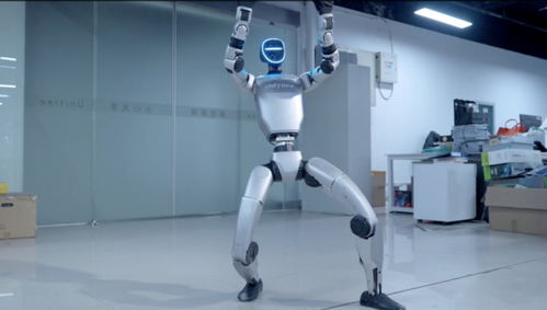 第一批买到人形机器人的他，已经靠它赚到第一桶金