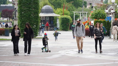 基辅街头的回响：一名旅人的乌克兰见闻