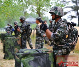 兵哥哥理发瞬间帅气指数爆表：从细节见证军人的硬核魅力