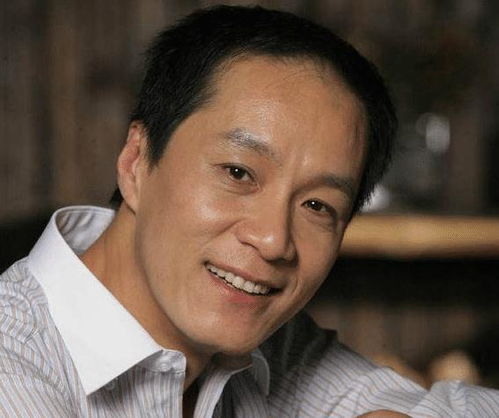 冯远征招生难题：演员说不清台词，行业困境引深思