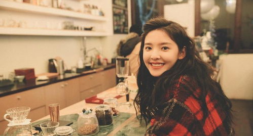 章若楠在《难哄》看到何老师后泪崩，背后故事太感人