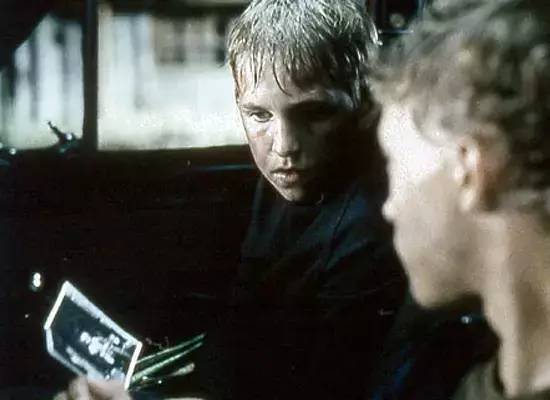 黄褐色的救赎：父爱的底色