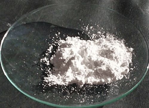 二氧化钛的奇妙之旅：从涂料到医药，它到底有多神奇？