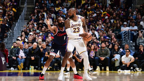 见证传奇！湖人险胜快船，詹皇里程碑之夜