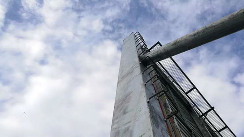 2025年春运体验：高速拥堵与出行高峰的那些事儿