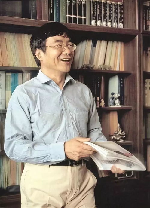 写作路上的清醒：周国平的三点忠告，助你找到真正的自我