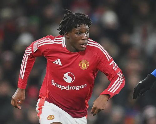 曼联逆境重生：十人应战下的惊天逆转，转折点究竟在哪？