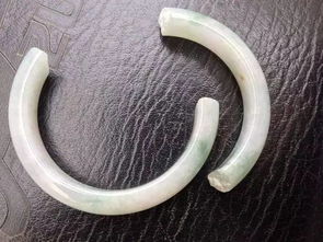 顾客摔坏玉石被索赔200万？真相竟是这样！