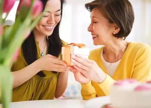 婆婆和亲妈的区别：这三件事，对女儿说也别对儿媳妇提！