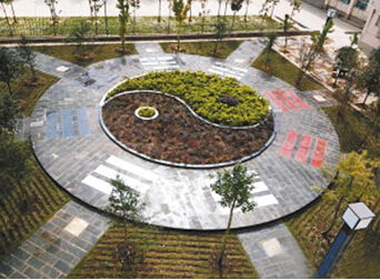 校园八卦：女大学生咖啡店霸气回应闲言闲语，引发热议