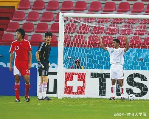 国足对阵澳大利亚票价分六档最高1380元！球迷热议：这价格真敢定