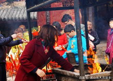 年轻人为何热衷于烧香拜佛？一个90后的内心独白