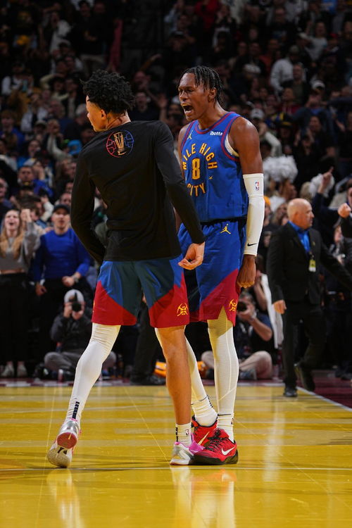 湖人加时113-109胜尼克斯，这场比赛如何评价？