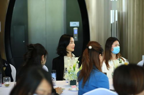 WETALK女性：倾听她们的声音，理解她们的选择