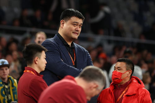 姚明建议“息屏24小时”：让青少年远离屏幕，拥抱健康生活