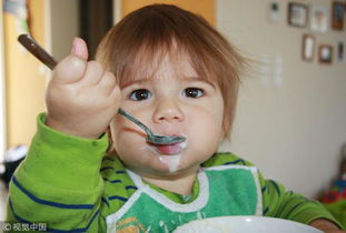 3岁宝宝独立给妈妈买黄金，背后的故事让人泪目