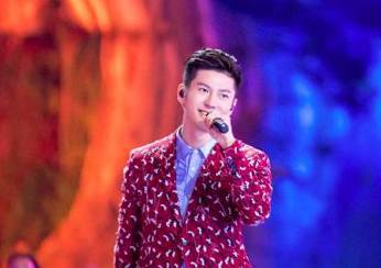 王栎鑫的春晚造型风波：从被PASS到微博热议