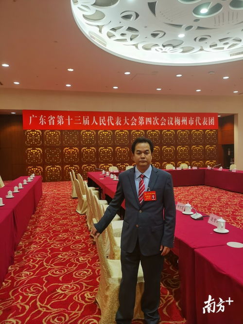 见证中医奇迹：一位全国人大代表的“针灸传奇”