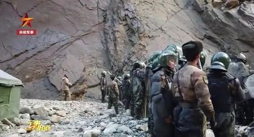 叙利亚西部冲突：一场牵动全球目光的悲剧