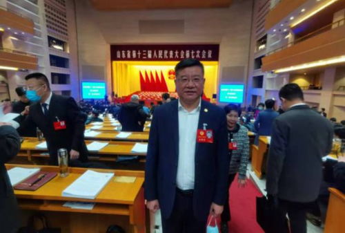 破除第一学历门槛：政协委员李迎新的建议引发热议