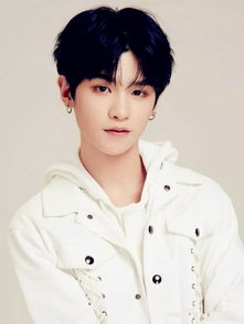 黄明昊的甜蜜互动，粉丝直呼：你们好甜啊！