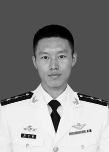 铭记英雄：海军烈士任永涛与粘金鑫牺牲六周年追忆