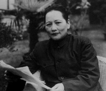 跨越海峡的呼唤：继承孙中山先生遗愿，共谋祖国统一